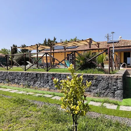 Egle Belpasso, Con Piscina *