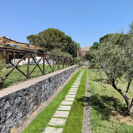 Egle Belpasso, Con Piscina