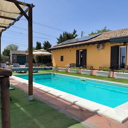 Egle Belpasso, Con Piscina