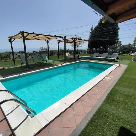 Egle Belpasso, Con Piscina カントリーハウス